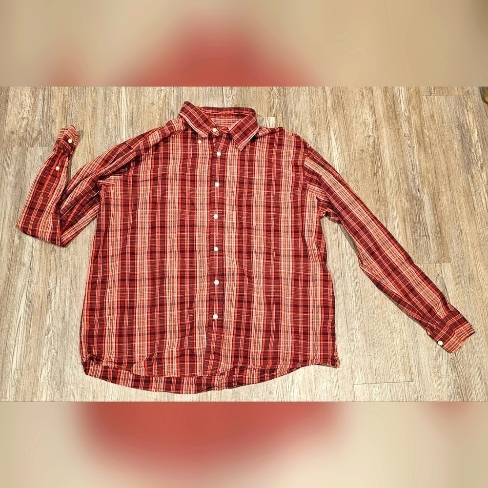 Sonoma Men's XL Red and Black Plaid Long Sleeve Button Down Shirt